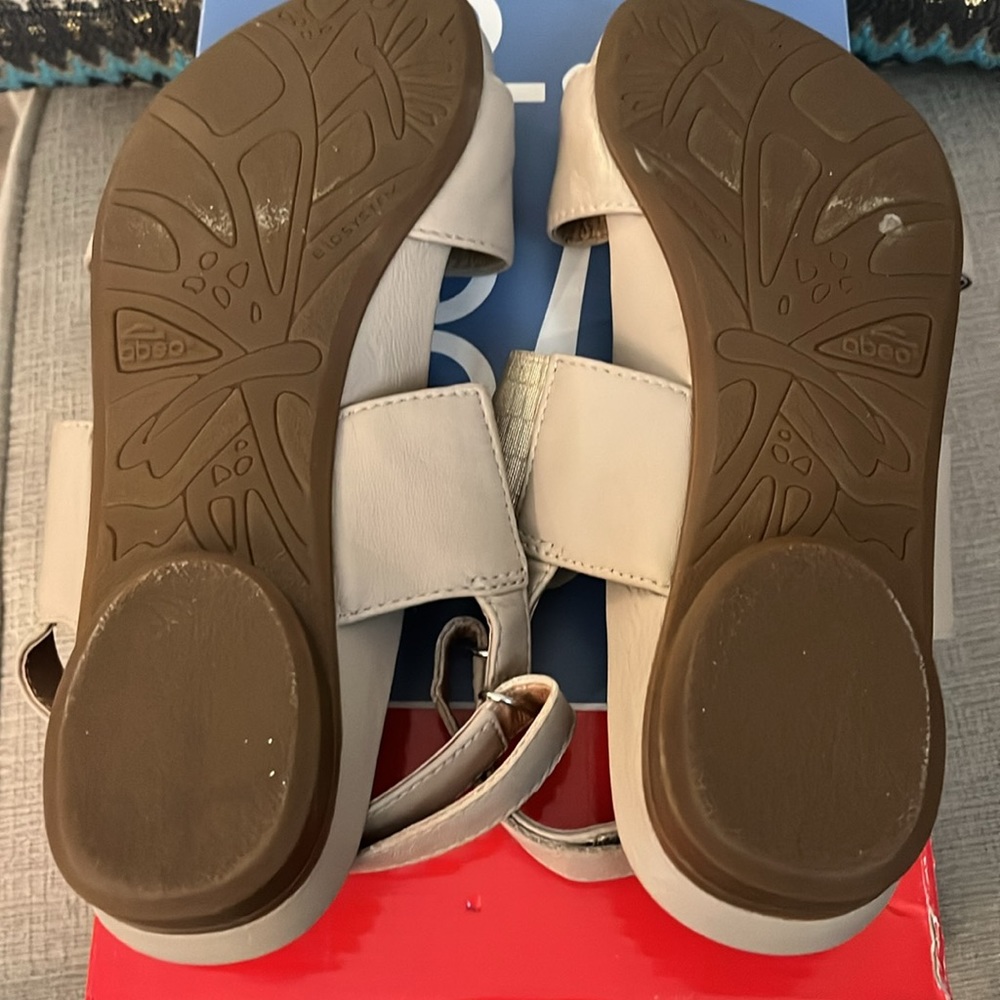 ABEO by Walking Co. Shannon Cobblestone Sandals NIB - Picture 4 of 9